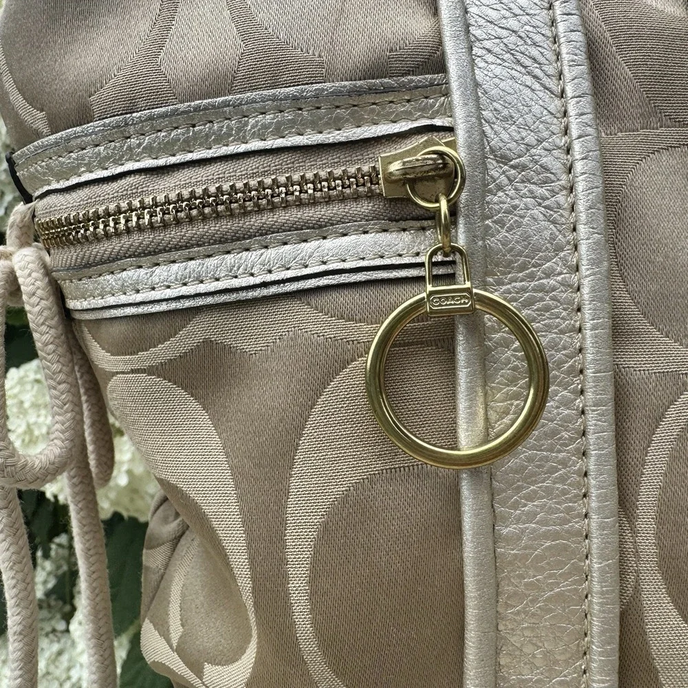 Coach Poppy Signature Tote Bag- Canvas & Leather ~ Beige ~ Gold Toned